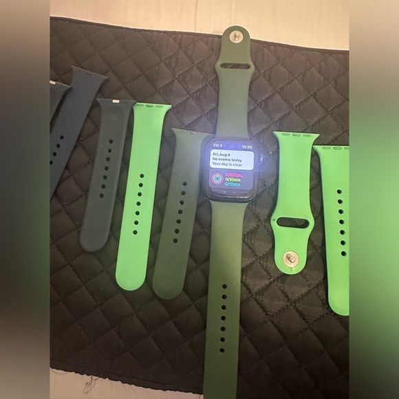 Apple Watch 45mm series 7 cellular - Picture 1 of 3